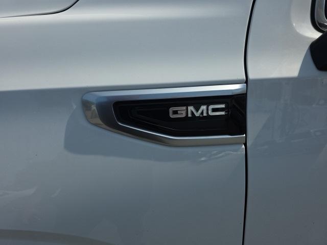 used 2021 GMC Yukon XL car, priced at $52,400