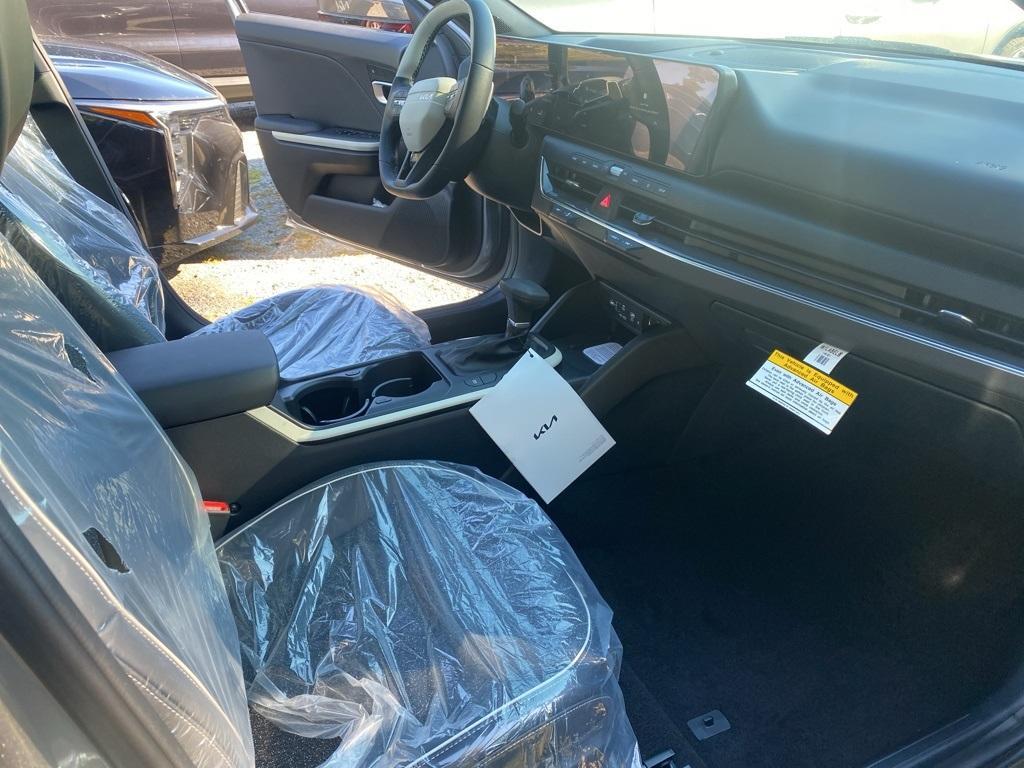 new 2025 Kia K4 car, priced at $27,265
