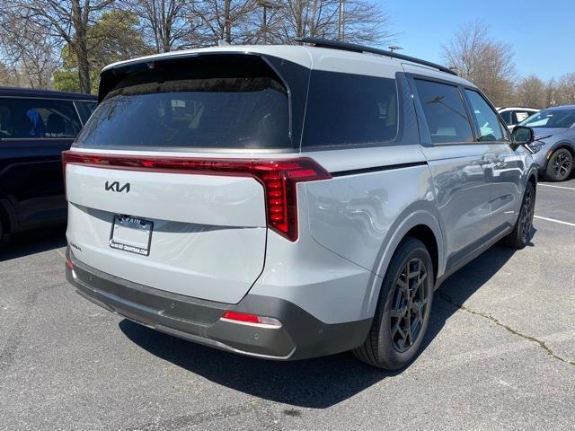 new 2025 Kia Carnival car, priced at $52,755