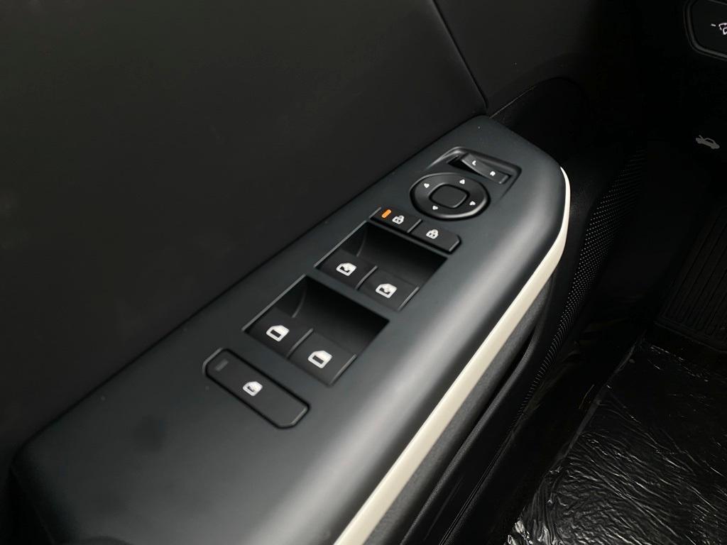 new 2025 Kia K4 car, priced at $27,680