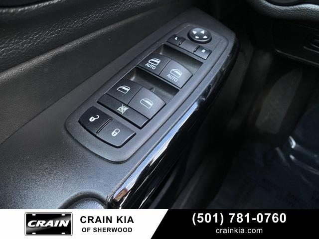 used 2023 Jeep Cherokee car, priced at $24,225