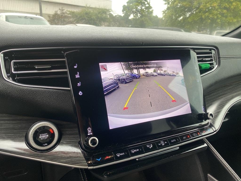 used 2024 Jeep Wagoneer car, priced at $43,369