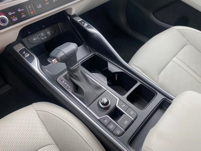 new 2025 Kia Sorento car, priced at $38,325