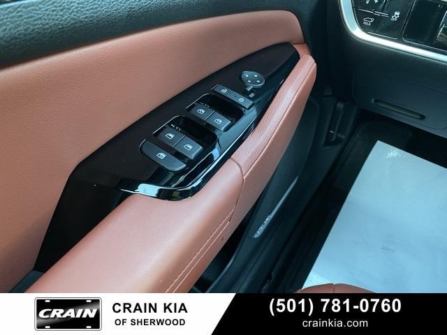 used 2025 Kia Sportage car, priced at $32,890