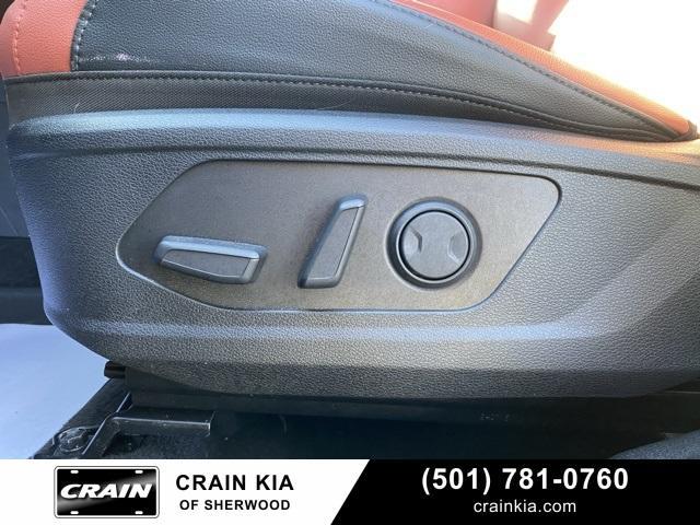used 2025 Kia Sportage car, priced at $32,890