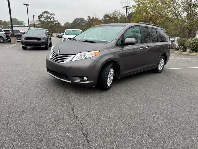 used 2017 Toyota Sienna car, priced at $20,933