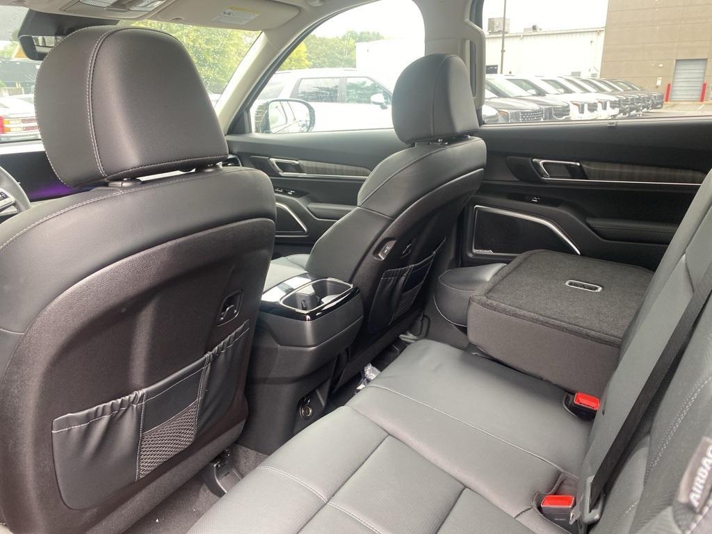 new 2025 Kia Telluride car, priced at $50,010