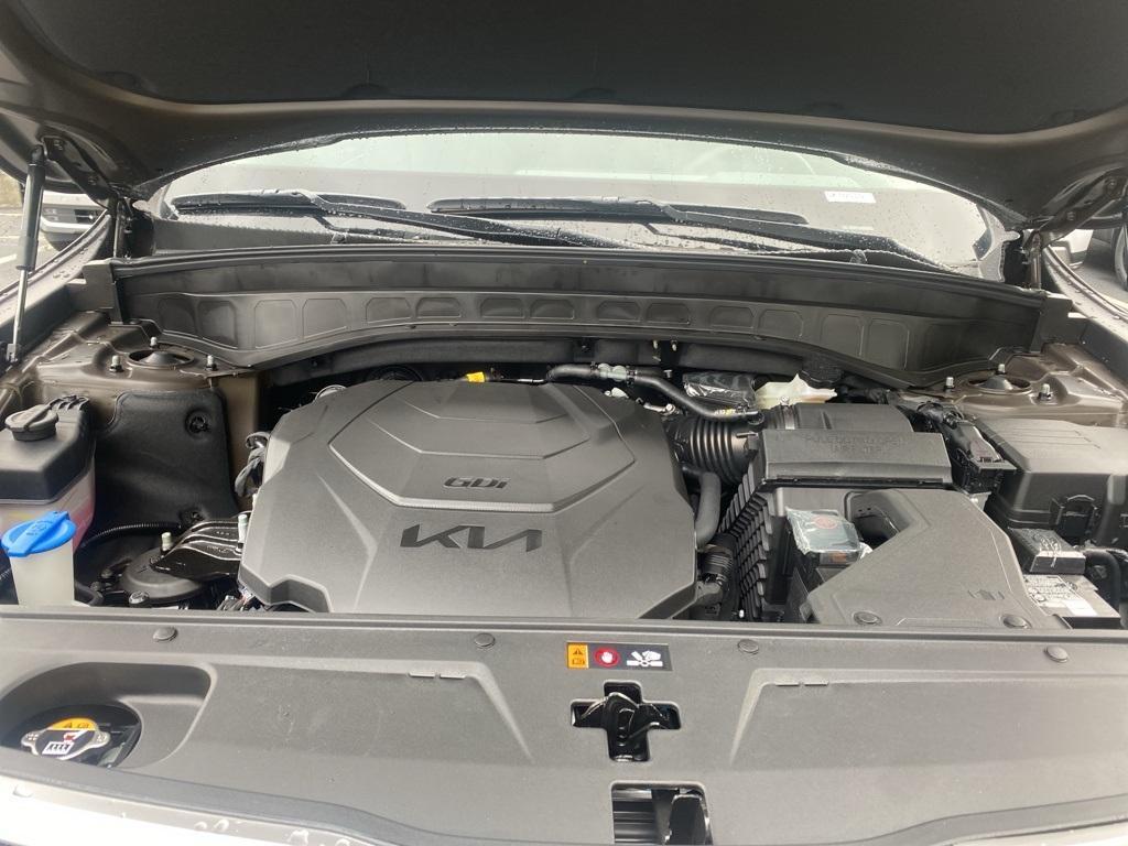 new 2025 Kia Telluride car, priced at $50,010