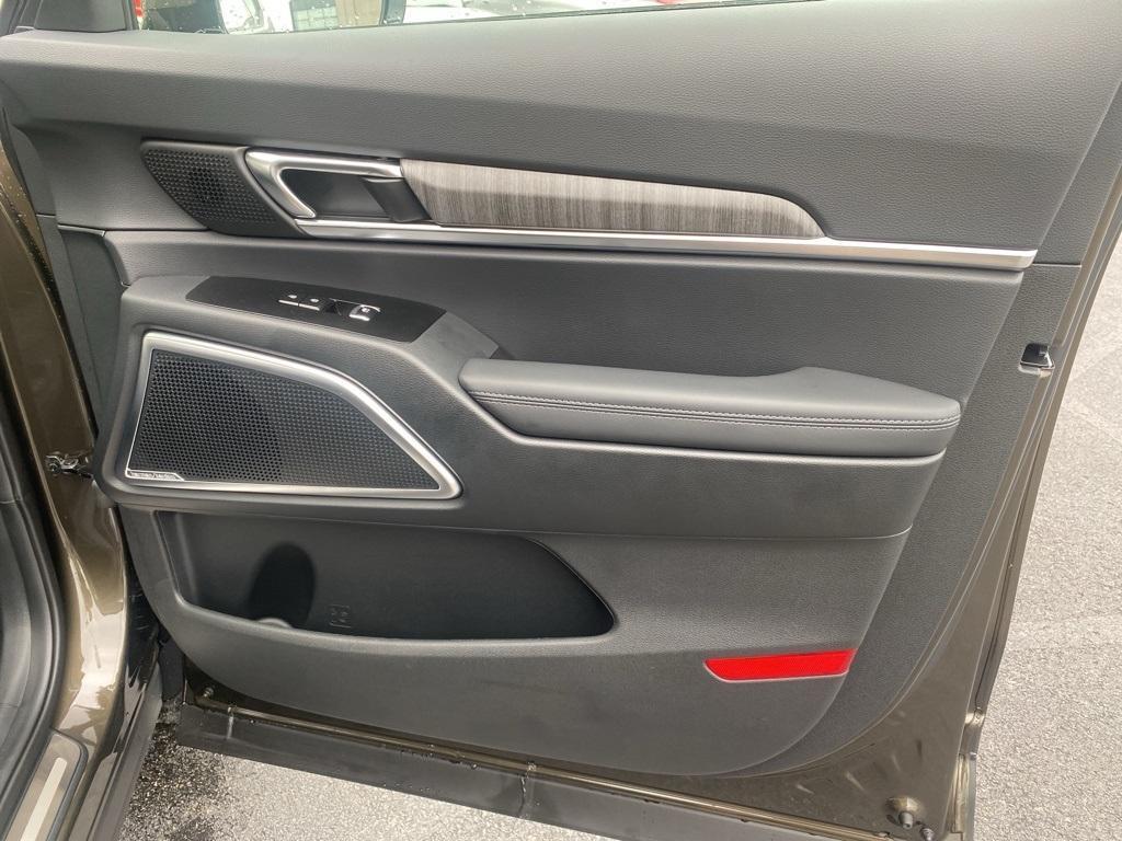 new 2025 Kia Telluride car, priced at $50,010