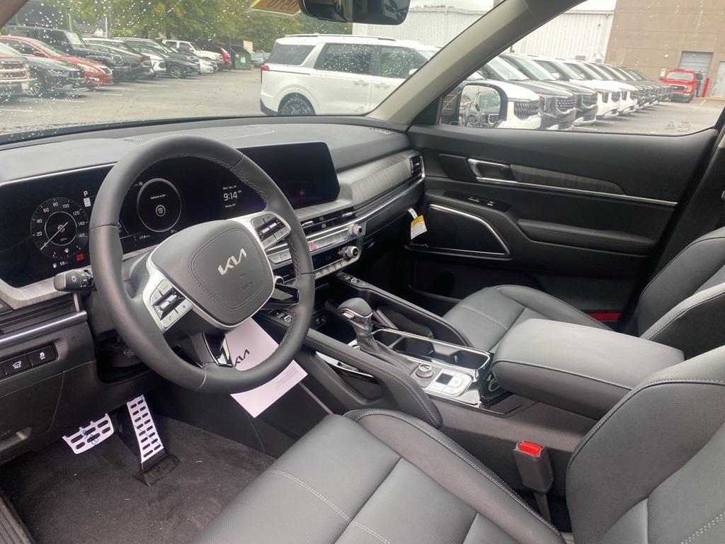 new 2025 Kia Telluride car, priced at $50,010