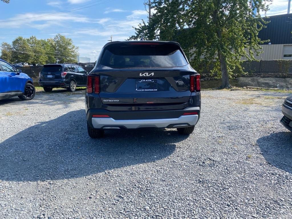 new 2026 Kia Sorento car, priced at $34,245