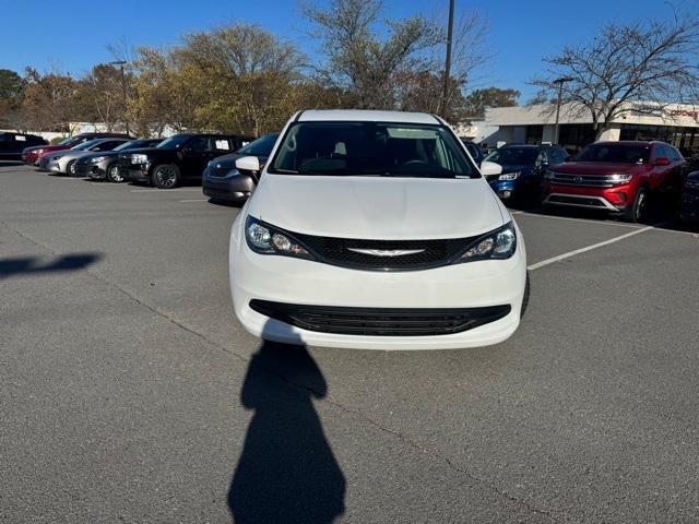 used 2017 Chrysler Pacifica car, priced at $11,578