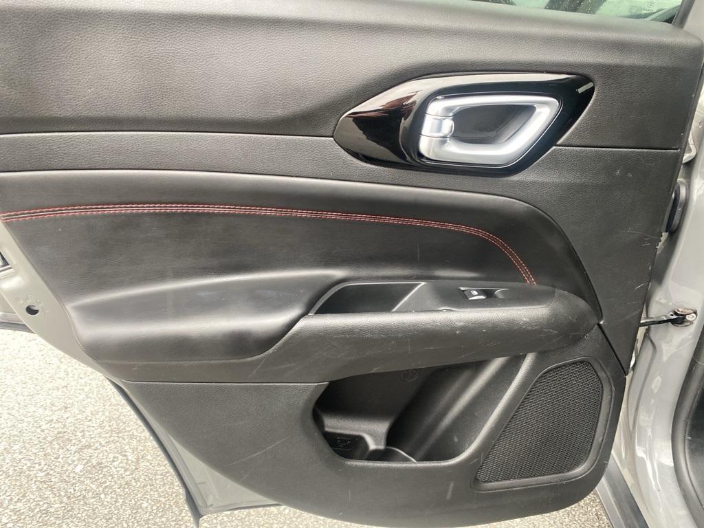 used 2022 Jeep Compass car, priced at $23,299