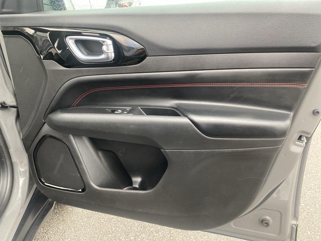 used 2022 Jeep Compass car, priced at $23,299