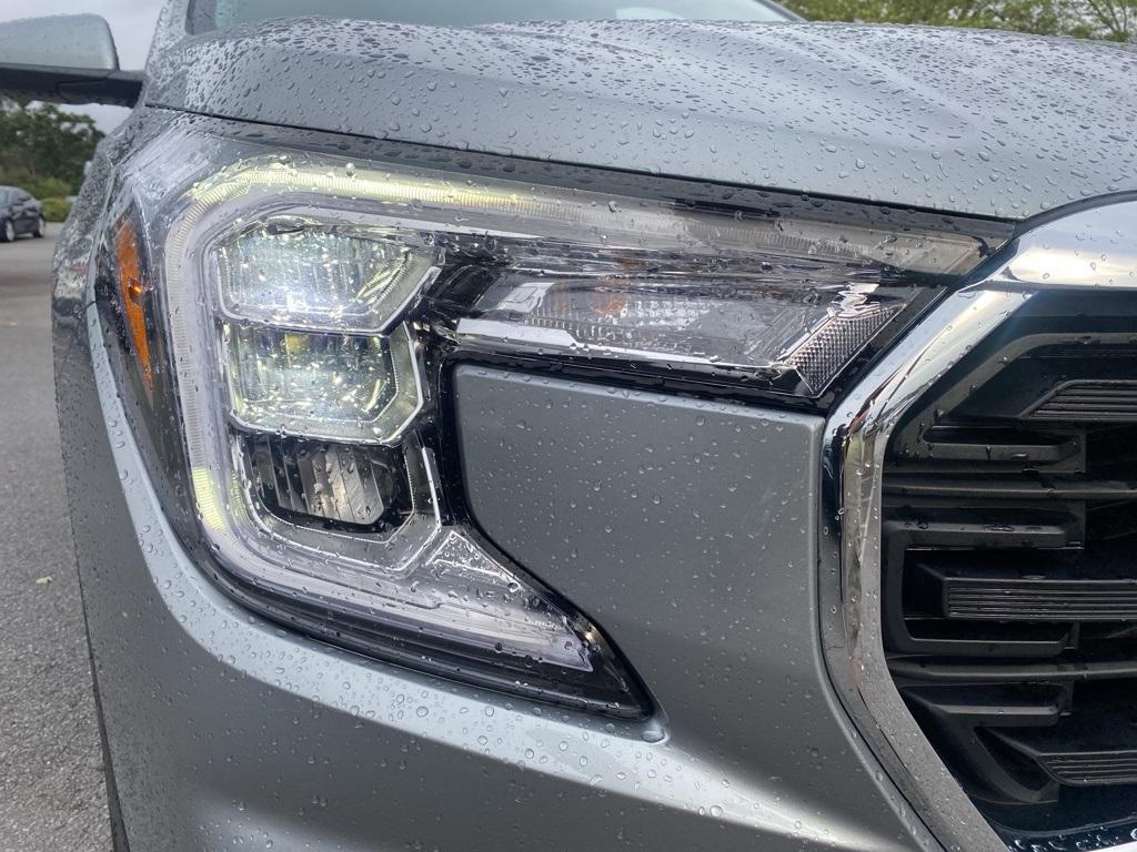 used 2024 GMC Terrain car, priced at $22,899