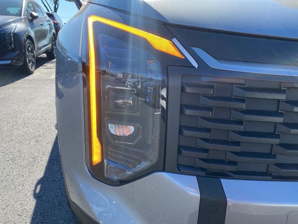 new 2026 Kia Sportage Hybrid car, priced at $32,565