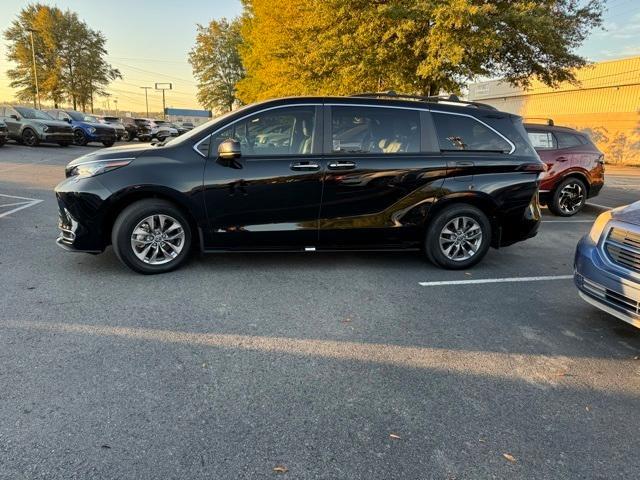 used 2023 Toyota Sienna car, priced at $42,354