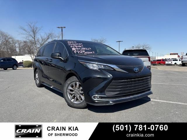 used 2023 Toyota Sienna car, priced at $37,425