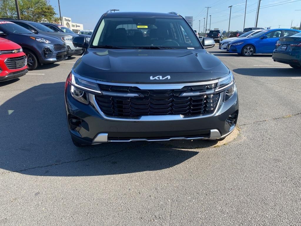 new 2026 Kia Seltos car, priced at $27,425