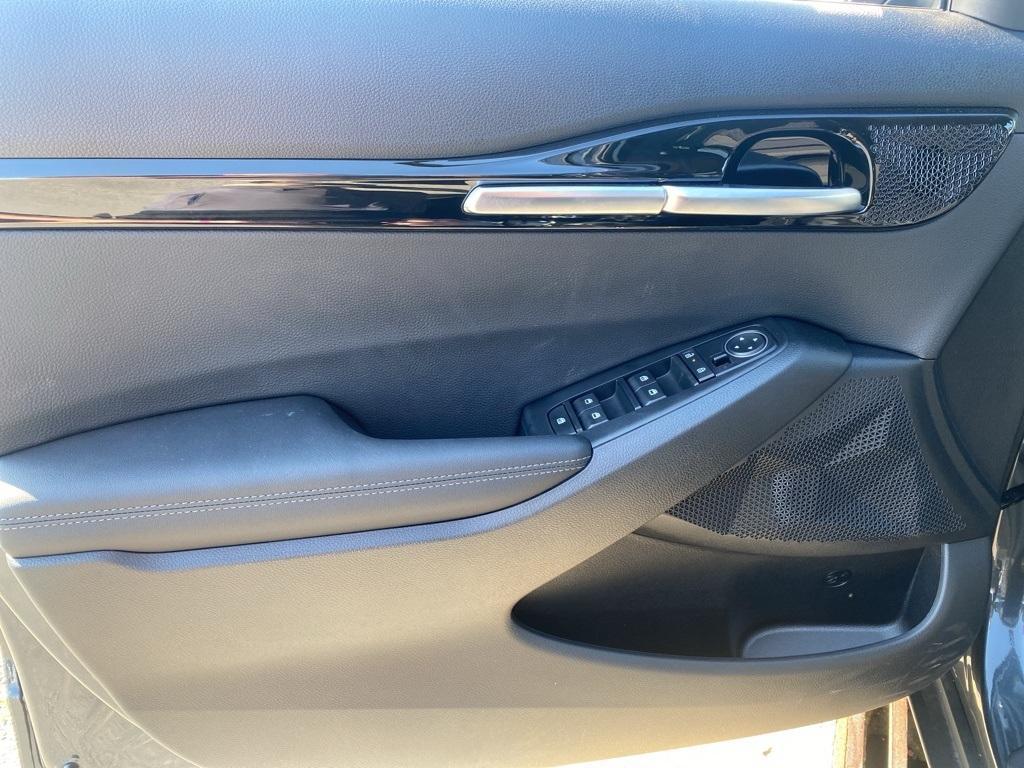 new 2026 Kia Seltos car, priced at $27,425