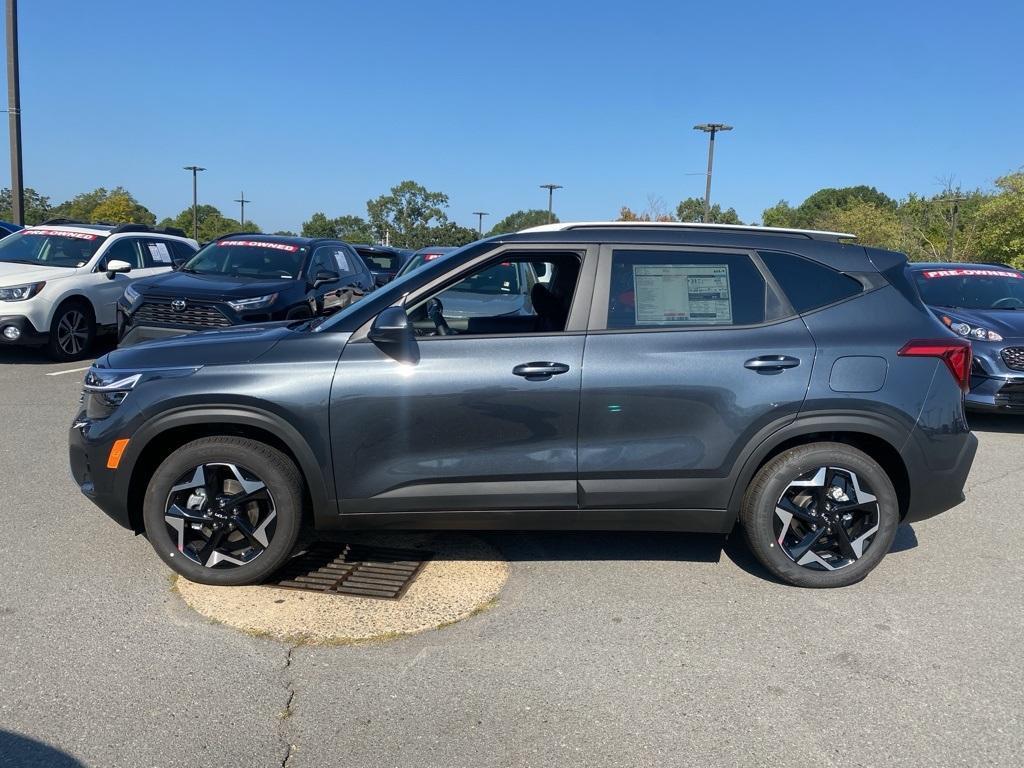 new 2026 Kia Seltos car, priced at $27,425
