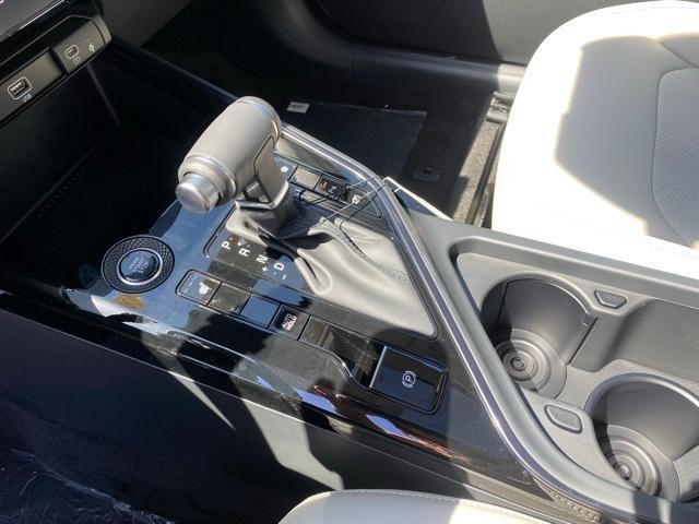 new 2025 Kia Niro car, priced at $33,640