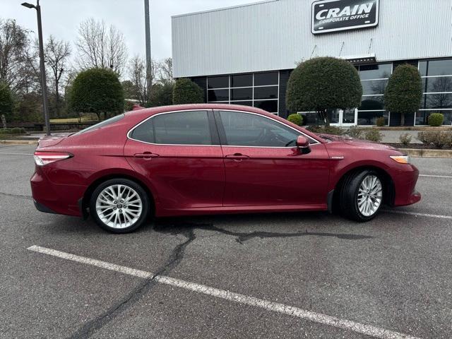 used 2019 Toyota Camry Hybrid car, priced at $20,567