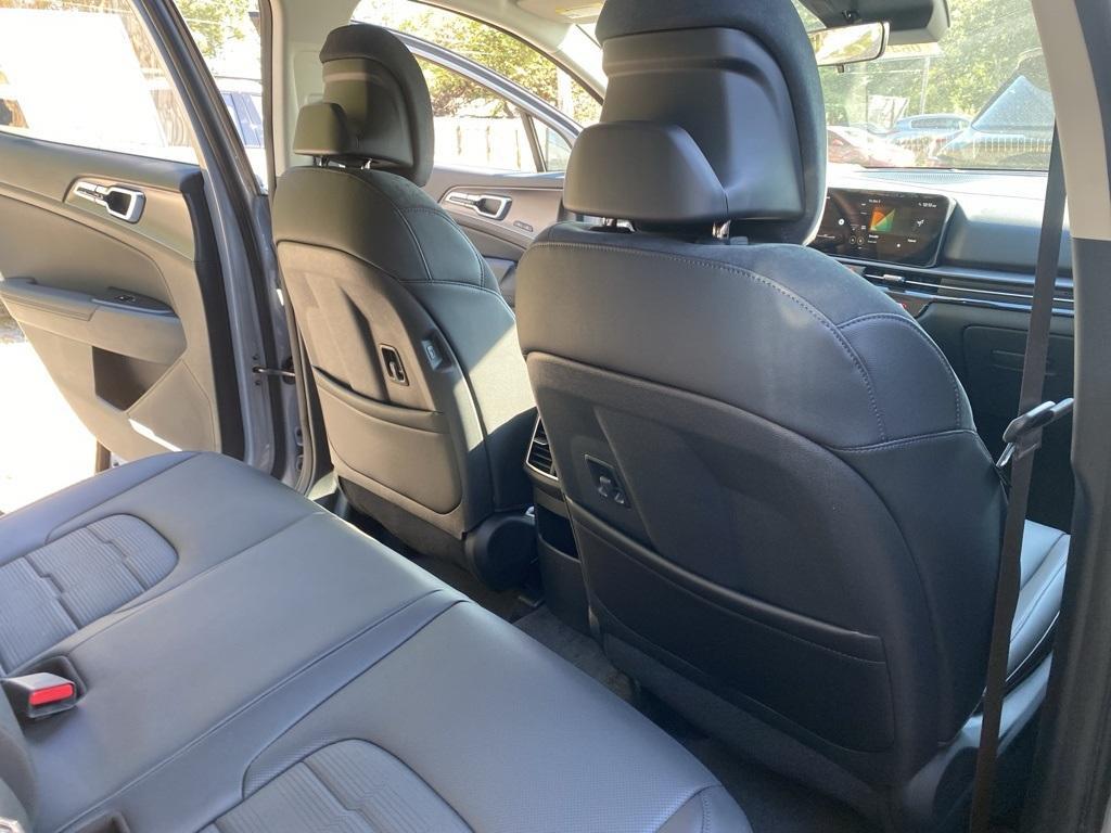 new 2026 Kia Sportage Hybrid car, priced at $42,525