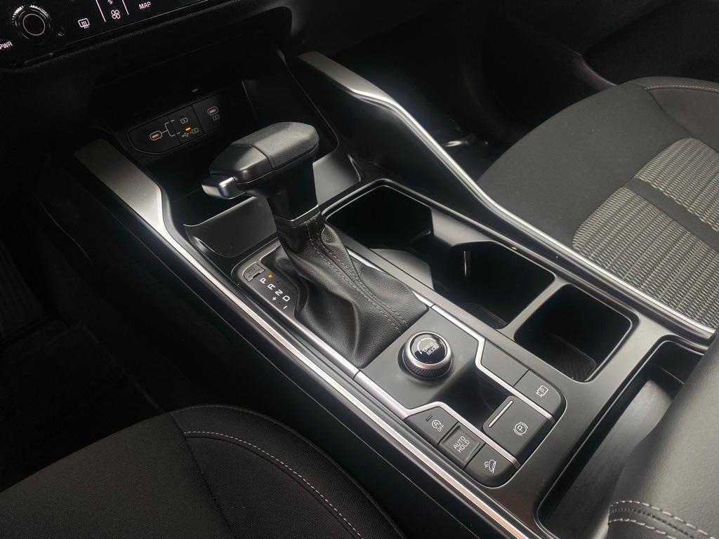 used 2024 Kia Sorento car, priced at $26,761