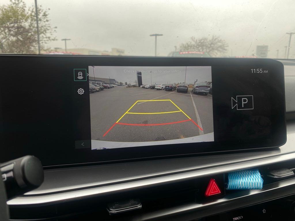 used 2024 Kia Sorento car, priced at $26,761