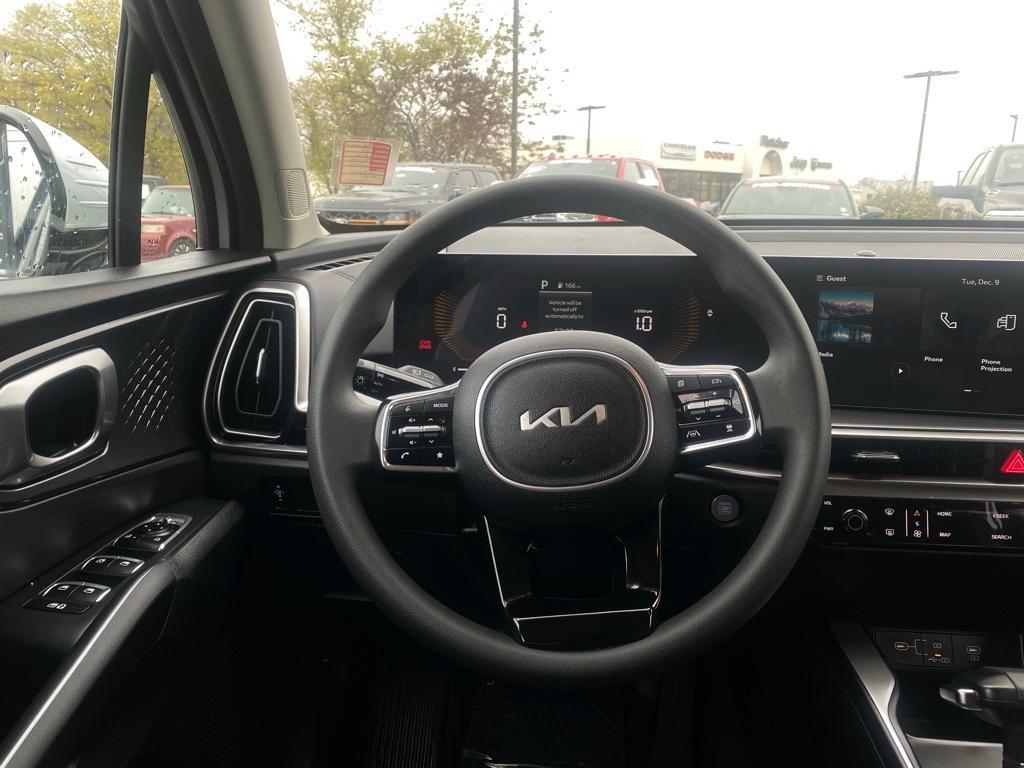 used 2024 Kia Sorento car, priced at $26,761