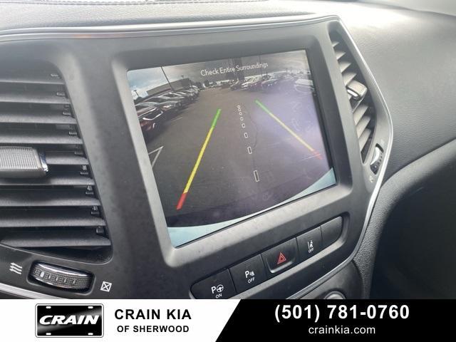 used 2023 Jeep Cherokee car, priced at $23,074