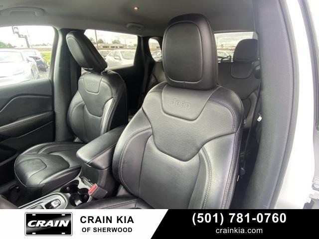 used 2023 Jeep Cherokee car, priced at $23,074