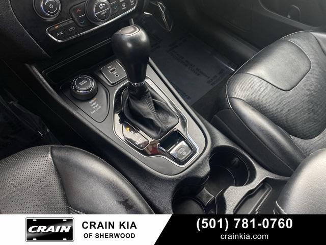used 2023 Jeep Cherokee car, priced at $23,074