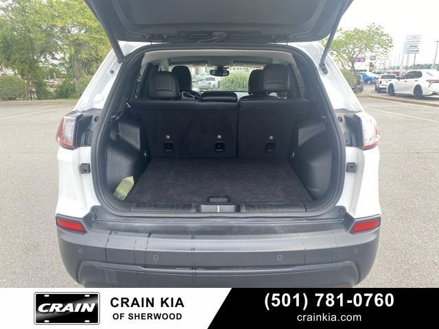 used 2023 Jeep Cherokee car, priced at $23,074