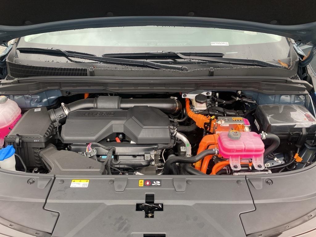 new 2026 Kia Carnival Hybrid car, priced at $50,285