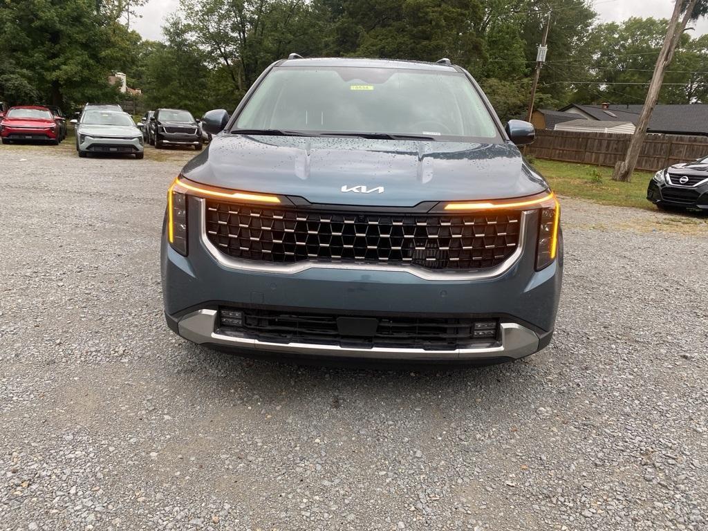 new 2026 Kia Carnival Hybrid car, priced at $50,285