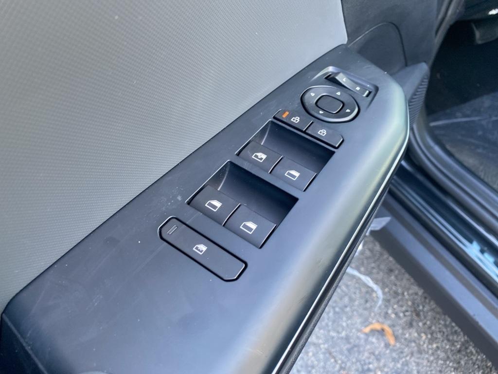 new 2025 Kia K4 car, priced at $24,185