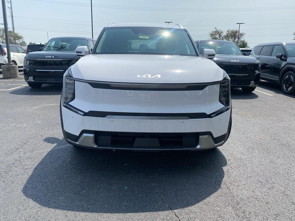 new 2026 Kia EV9 car, priced at $67,275