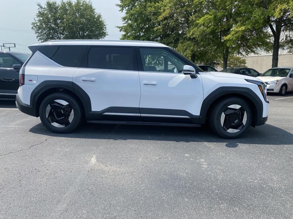 new 2026 Kia EV9 car, priced at $67,275