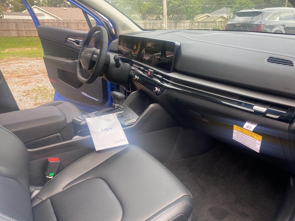 new 2026 Kia Sportage car, priced at $32,610