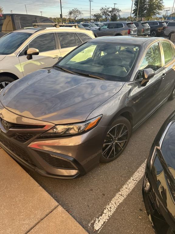 used 2024 Toyota Camry car, priced at $25,652