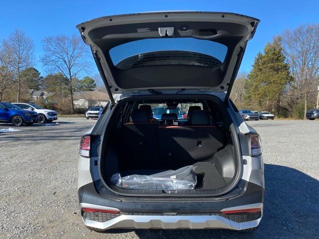 new 2025 Kia Sportage car, priced at $36,735