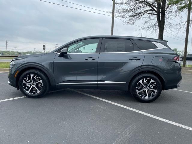 new 2024 Kia Sportage car, priced at $31,135