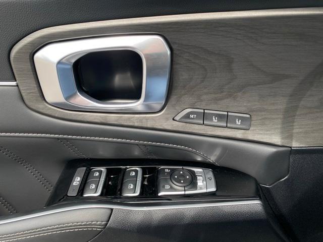 new 2025 Kia Sorento car, priced at $49,485