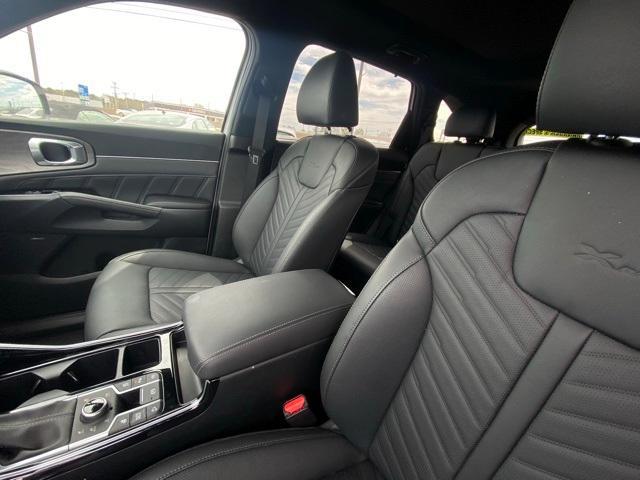 new 2025 Kia Sorento car, priced at $49,485