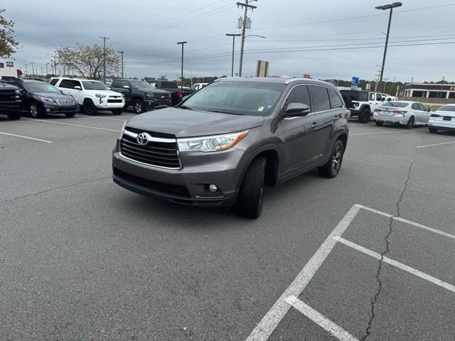 used 2016 Toyota Highlander car, priced at $16,743