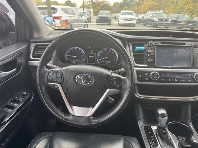 used 2016 Toyota Highlander car, priced at $16,743