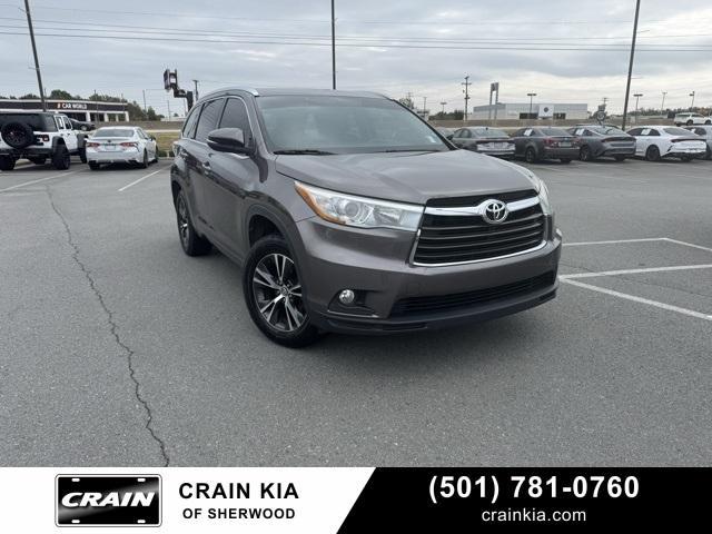 used 2016 Toyota Highlander car, priced at $16,743