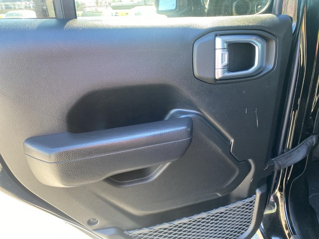 used 2022 Jeep Wrangler Unlimited car, priced at $24,999